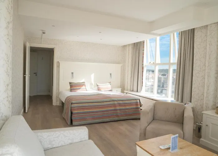 Strandhotel Nassau-bergen 3*