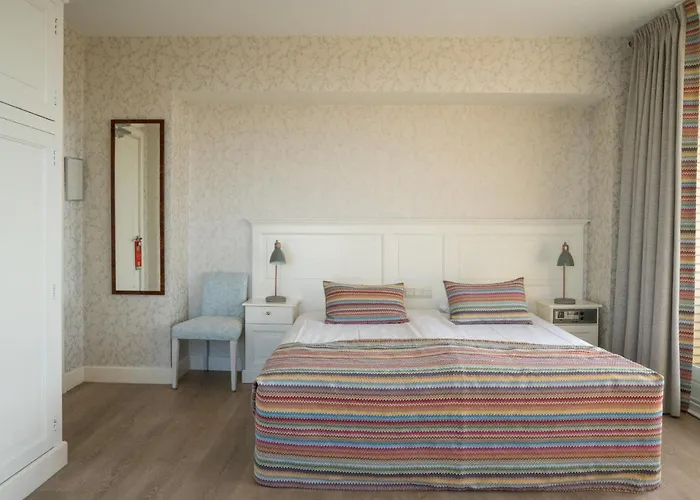 Strandhotel Nassau-bergen Hotell