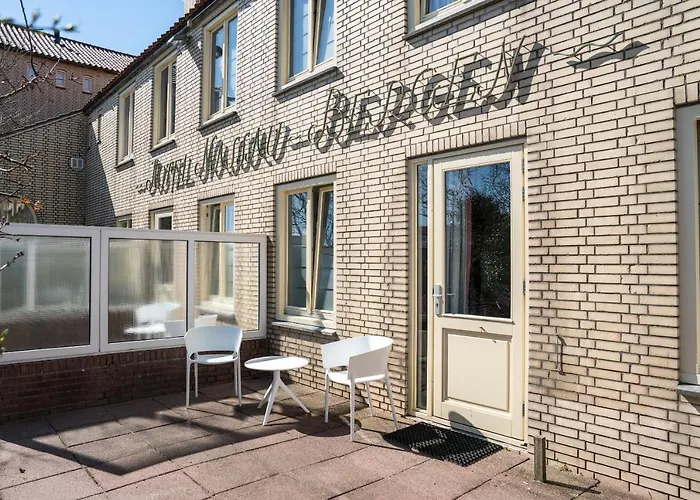 Strandhotel Nassau-bergen Hotel Bergen aan Zee