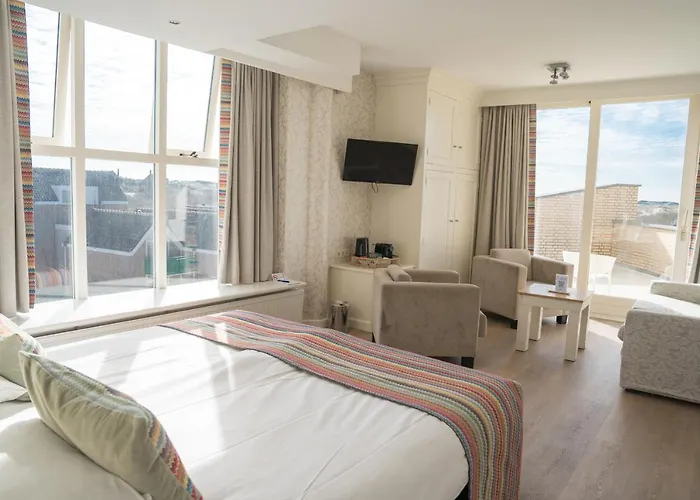 Strandhotel Nassau-bergen 3*